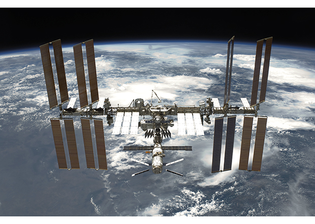 Figur 2.3 Romstasjonen ISS