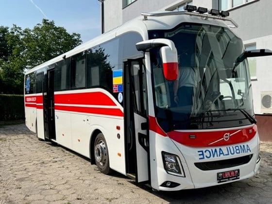 Ambulansebuss til Ukraina