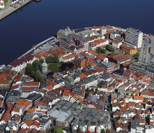 Figur 9.2 Historiske bystrukturer tegner seg tydelig i bylandskapet.
 Stavanger.