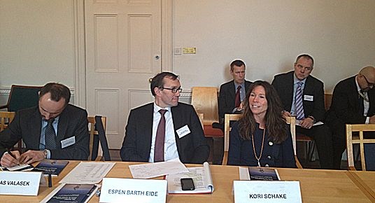 Espen Barh Eide deltok også i lanseringen av rapport om NATOs fremtid, publisert av Centre for European Reform