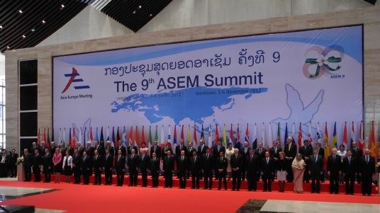 Klassebilde fra ASEM-toppmøtet i Laos.