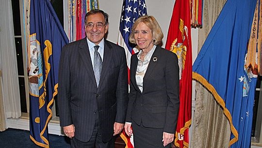 US Secretary of Defence Leon Panetta and Norwegian Minister of Defence Anne-Grete Strøm-Erichsen