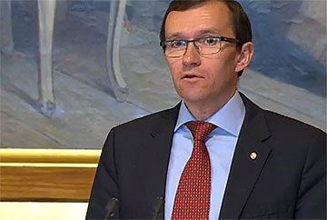 Minister of Foreign Affairs, Mr. Eide, in the Storting