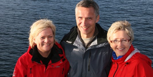 Kunnskapsminister Kristin Halvorsen, statsminister Jens Stoltenberg og kommunal- og regionalminister Liv Signe Navarsete (Foto: Roger Sandum).
