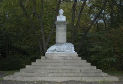Monumentet over grev Wedel slik det står i dag. Foto: Norsl Folkemuseum