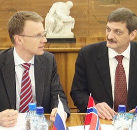 Statssekretær Erik Lahnstein og visegeneraldirektør Jevstratov i Rossatom