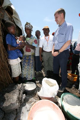 Miljø- og utviklingsminister Erik Solheim i Kongo (Foto: UD)
