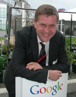 Erik Solheim var begeistret etter besøket i hovedkvarteret til Google. Google har et omfattende miljøprogram. Foto: Miljøverndepartementet.