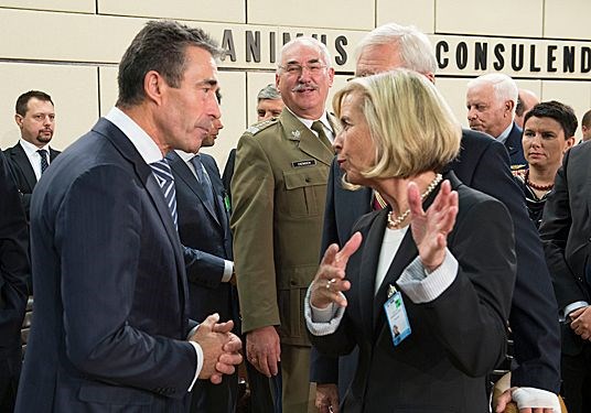 NATOs Generalsekretær Anders Fogh Rasmussen og forsvarsminister Anne-Grete Strøm-Erichseen