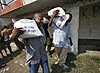 Beboere på Haiti mottar nødhjelp. Foto: FN