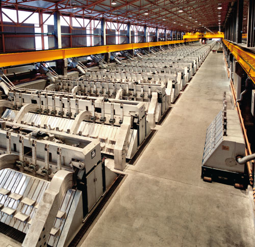 Figur 7.10 Hydro er et energi- og aluminiumselskap med 33.000 medarbeidere
 og med virksomhet i nær 40 land. Qatalum-prosjektet, som
 er et 50% joint ventureselskap mellom Qatar Petroleum og
 Hydro, går videre etter planen. Partene har nylig undertegnet
 av...