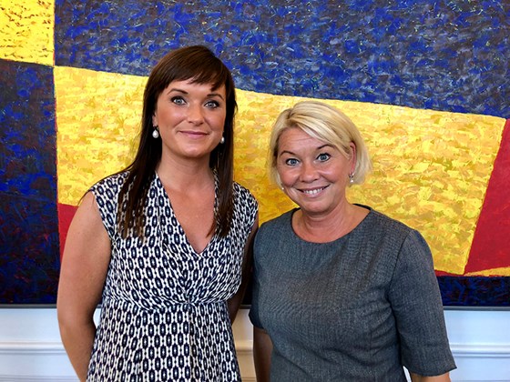 Innovasjonsminister Sophie Løhde og kommunal- og moderniseringsminister Monica Mæland