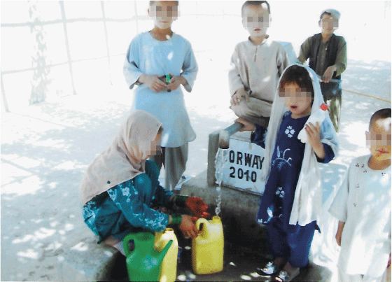 Figure 9.1 Norway carried out some small-scale aid projects in southern Afghanistan that were intended to benefit peace diplomacy efforts. This is one of about twenty wells that were constructed near Kandahar.
