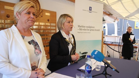 FInansminister Siv Jensen og næringsminister Monica Mæland på lansering av maritim strategi.