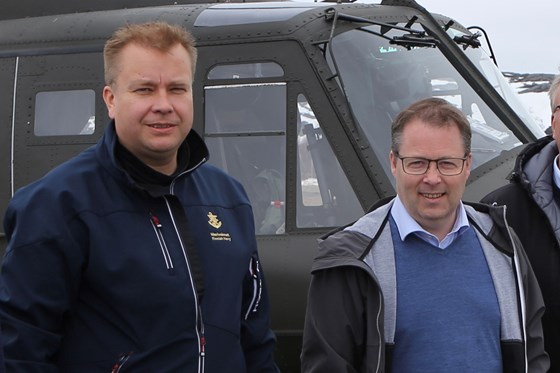 Forsvarsminister Bjørn Arild Gram skal møte sin finske kollega Antti Kaikkonen 