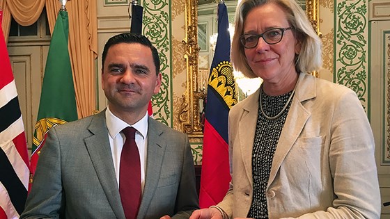 The agreement was signed in Lisbon on 22 May by State Secretary Elsbeth Tronstad and Portugal's Minister of Planning and Infrastructure Pedro Marques. Christian Grotnes Halvorsen, MFA, Oslo