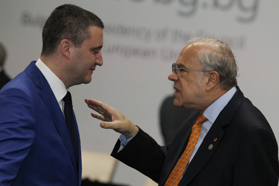 Finansminister og ECOFIN-formann Goranov og OECDs generalsekretår Gurria. Foto: EU. 