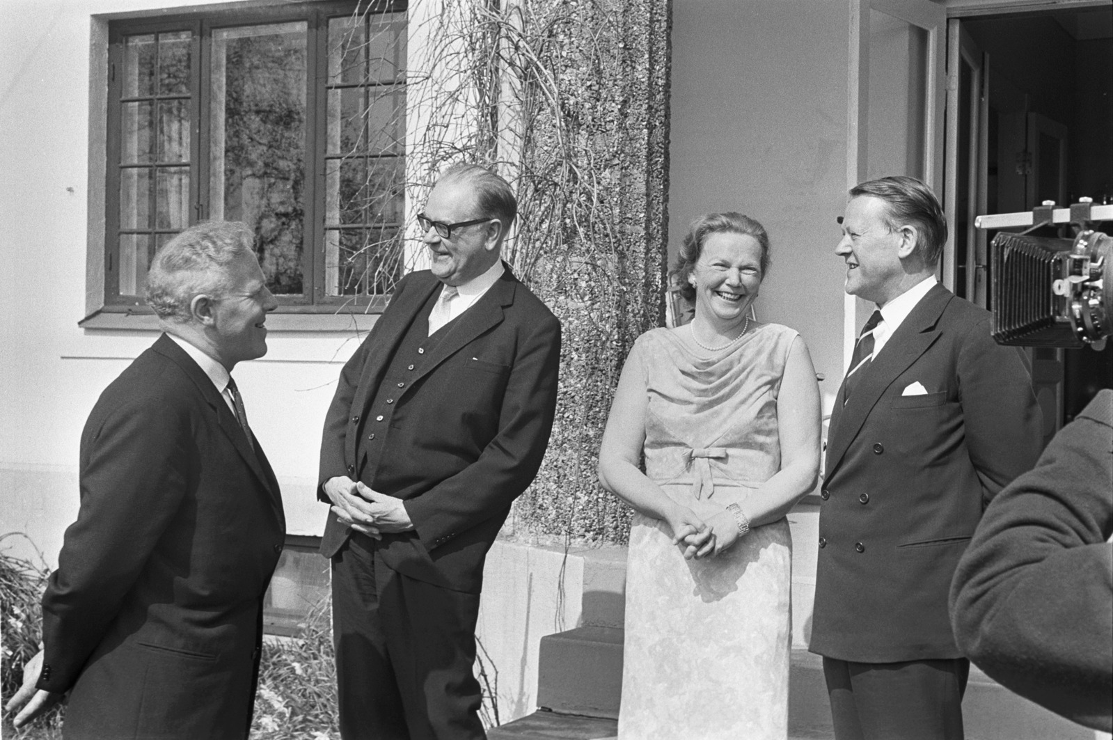 Borten, Erlander, Krag i Borgenveien 12