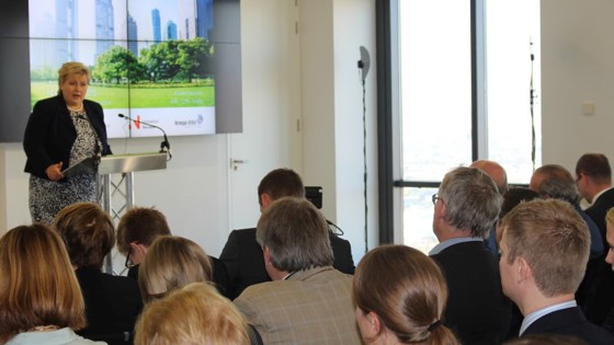 Statsministeren på en konferanse om bærekraft i London.