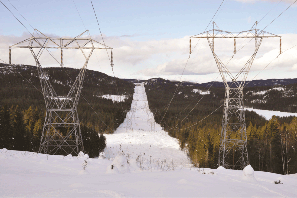 Figur 6.2 300 kV-ledning ved Ullevålseter, Oslo