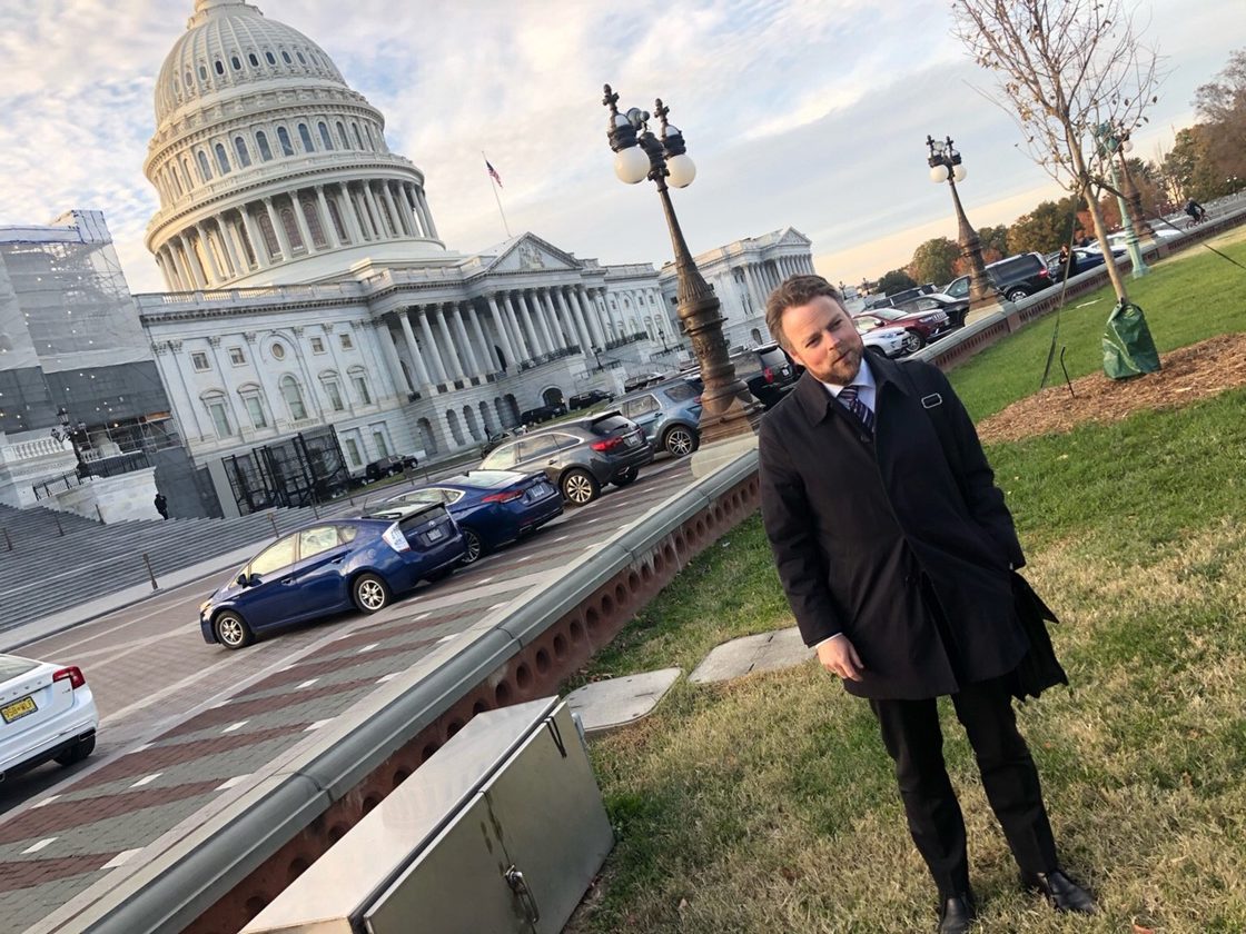 Røe Isaksen foran capitol hill