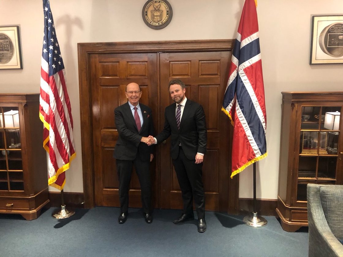 Handelsminister Ross og Røe Isaksen