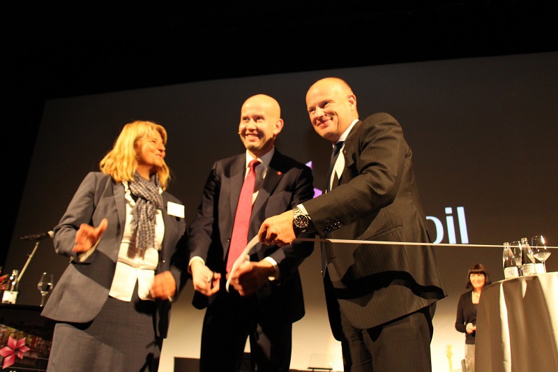 (Fra dagens offisielle åpning: Med Margareth Øvrum og Arne Sigve Nylund fra Statoil)