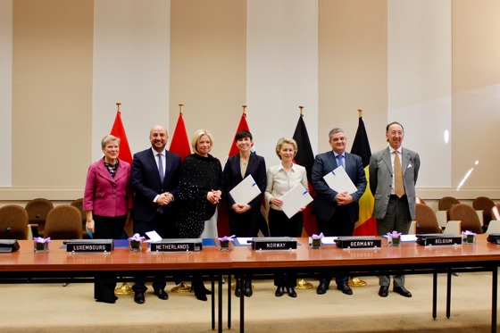 Norge vil inngå samarbeid om multirolle tank- og transportfly. 