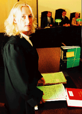 Figur 3-1 Påtalemyndigheten i politiet: Et viktig ledd i straffesakskjeden. (Foto: Stig Kolstad)