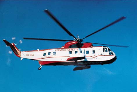 Figur 2.1 Sikorsky S-61 fra Helikopter Service A.S midlertid som redningshelikopter
 for Justisdepartementet 1.9.1970–1.5.1973 på Sola
 og i Bodø. Foto: Bjørn Haugerud