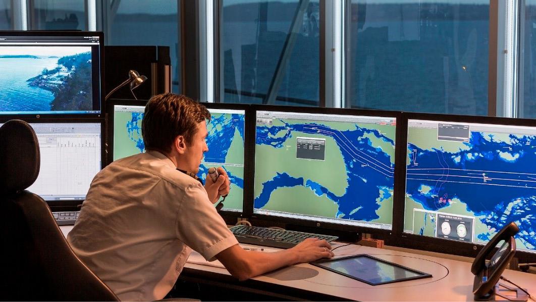 Et bilde som inneholder tekst, person, innendørs, skjerm

Automatisk generert beskrivelse