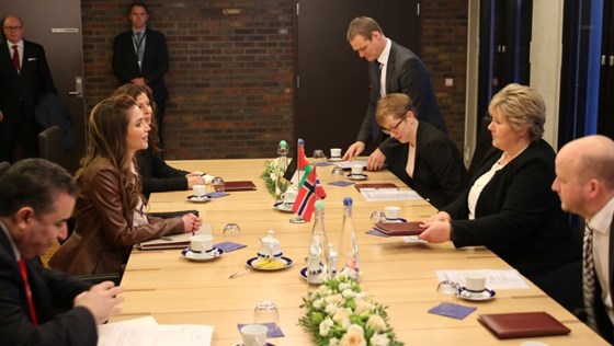 Dronning Rania i møte med statsminister Erna Solberg på Statsministerens kontor.