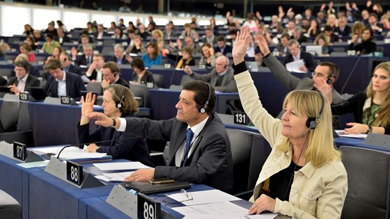 Avstemming under Europaparlamentets plenumssesjon i Strasbourg. Foto: EU 2015