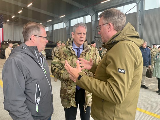 Forsvarsministeren besøkte den dansk-amerikanske øvelsen på Bornholm. 