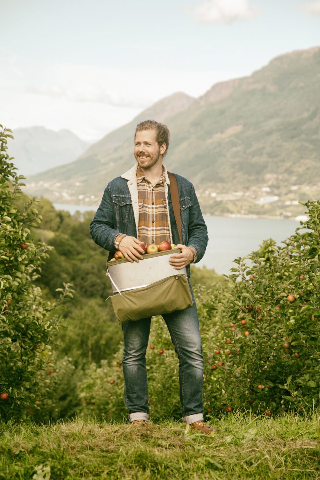 Joar Aga frå Aga Sideri deltek i kompetanseprogrammet.