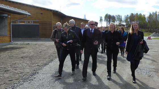 Omvisning på senteret ved Avd.dir. Ingvar Selmer-Olsen