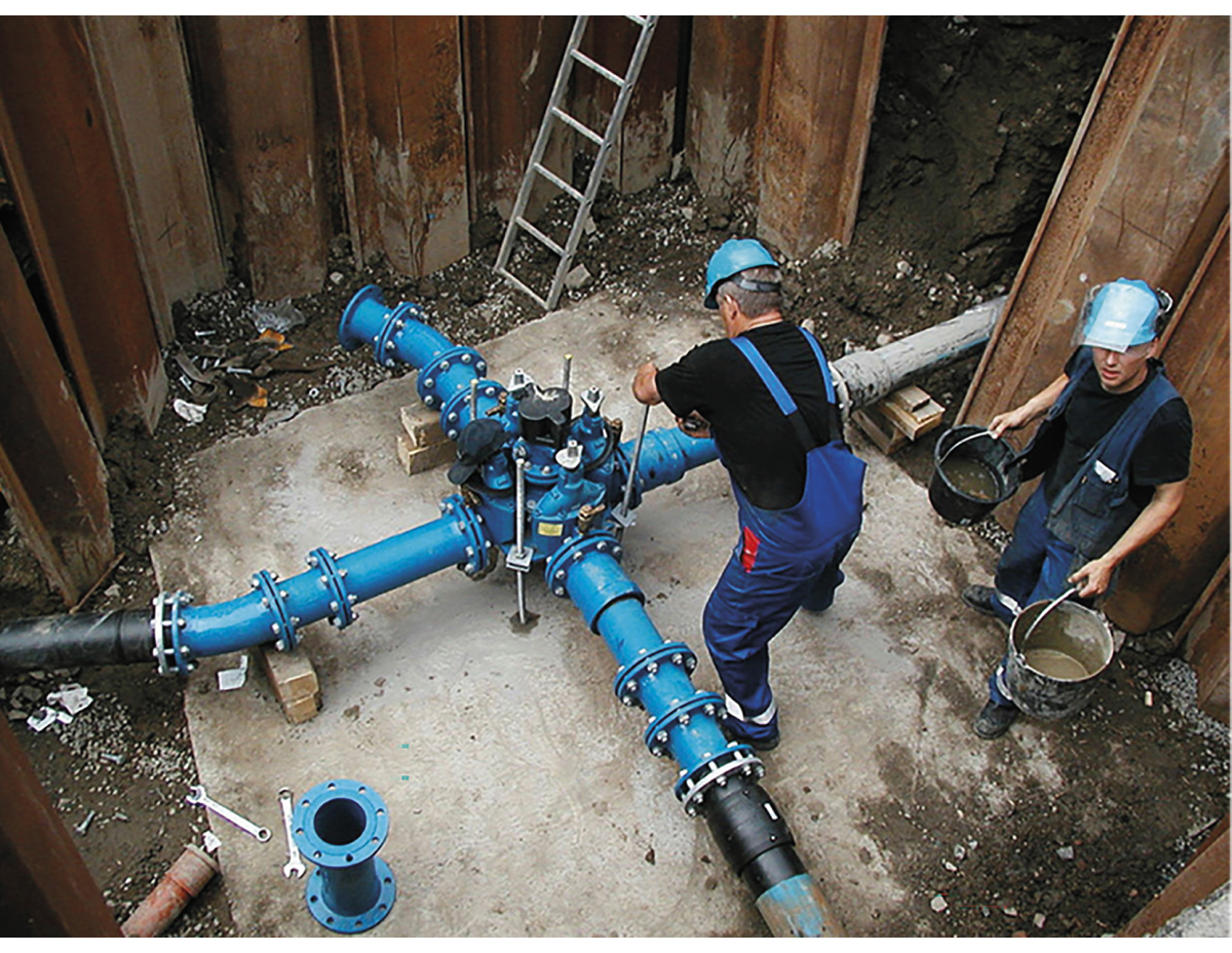 Figur 4.9 Fornying og vedlikehold av vannledningsnettet er viktig for trygt drikkevann. 