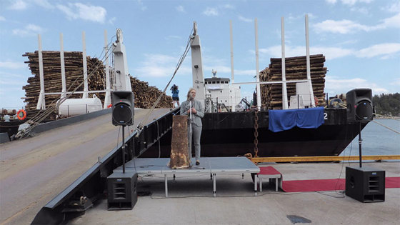 Torsdag ble tømmerlekteren Frøya, US102 døpt av landbruks- og matminister Sylvi Listhaug.