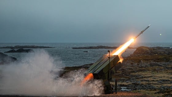 Skarpskyting med NASAMS på Nordmela rakettskytefelt under øvelse Formidable Shield 2023.