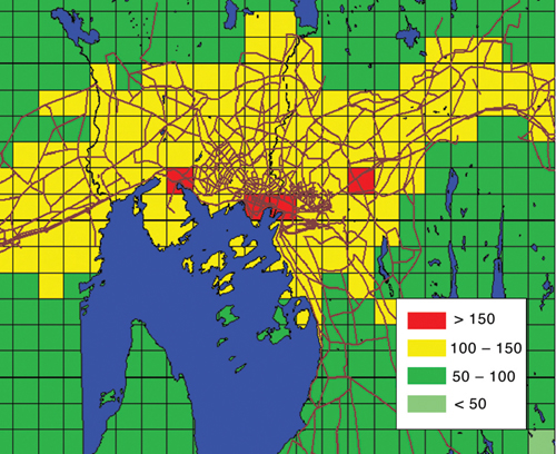 Figur 10.8 Overskridelser av nasjonalt mål for NO2 i 2001 i Oslo
(g/m3
). Figuren viser konsentrasjonen for NO2.
I rutene med rød farge er det beregnet at det nasjonale
resultatmålet for NO2 overskrides