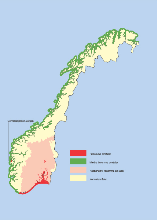 Figur 7.1 Områdeinndeling etter EUs avløpsdirektiv.
Kyststrekningen svenskegrensa-Lindesnes samt Grimstadfjorden ved
Bergen er identifisert som følsomme områder.