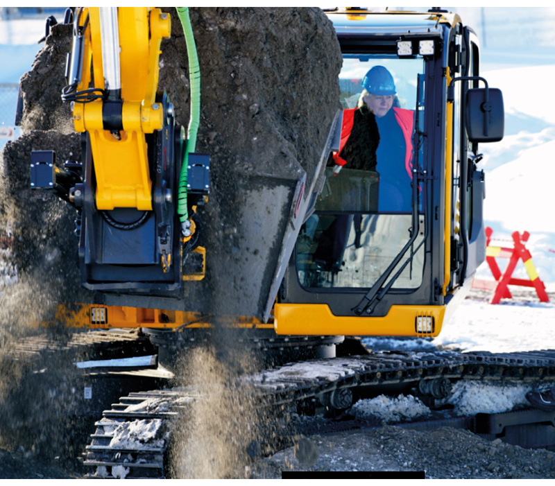 Figur 8.2 Statsminister Erna Solberg starter gravearbeidene på Livsvitenskapsbygget 8. februar 2019.