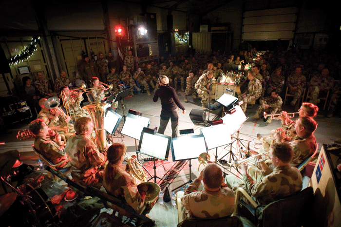 Figur 7.1 Konsert med Forsvarets stabsmusikkorps i Afghanistan