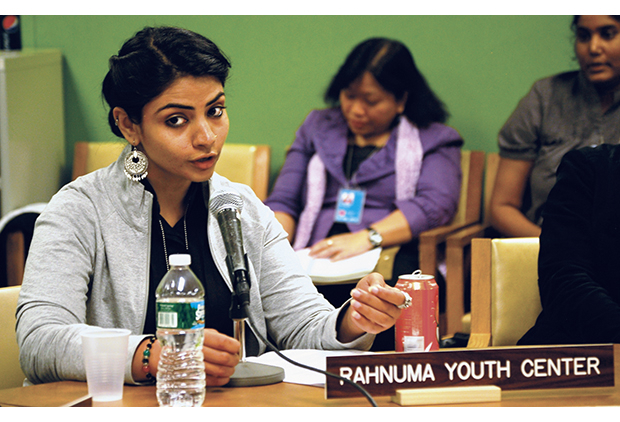 Figure 3.2 Sadaf Nasim, a volunteer at the Rahnuma Family Planning Association, discusses the problems involved in introducing sexual education in Pakistan.