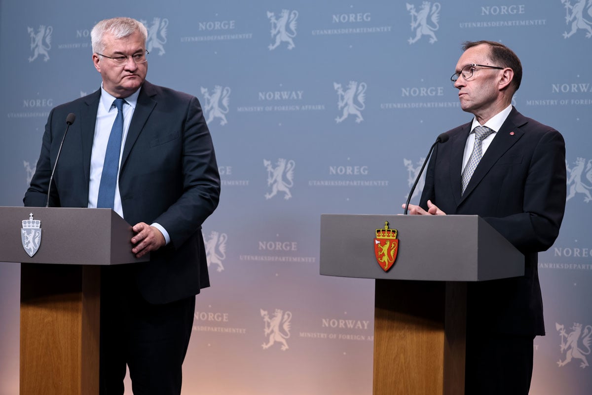 Figur 2.2 Utenriksminister Espen Barth Eide med Ukrainas utenriksminister Andrii Sybiha i Oslo i oktober 2025.