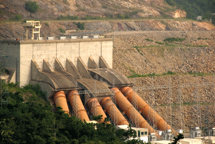 Figur 7.2 Verdensbanken støtter mange store infrastrukturprosjekter. Her et vannkraftverk i Ghana.