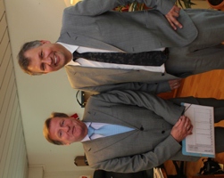 EUs ambassadør János Herman sammen med Olje- og energiminister Terje Riis-Johansen torsdag ettermiddag. Foto: UC/OED