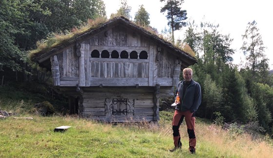 Aadne Sollid, Agder fylkeskommune, holder innlegg om buret på Skore.