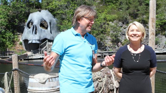 Næringsminister Monica Mæland og Dyreparken-sjef Reidar Fuglestad.