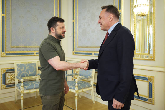 During his first visit to Kyiv, the Norwegian Minister of Defence Tore O. Sandvik met with president Volodymyr Zelenskyj